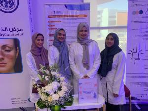 Our Students Participate in the Rheumatology Research Exhibition